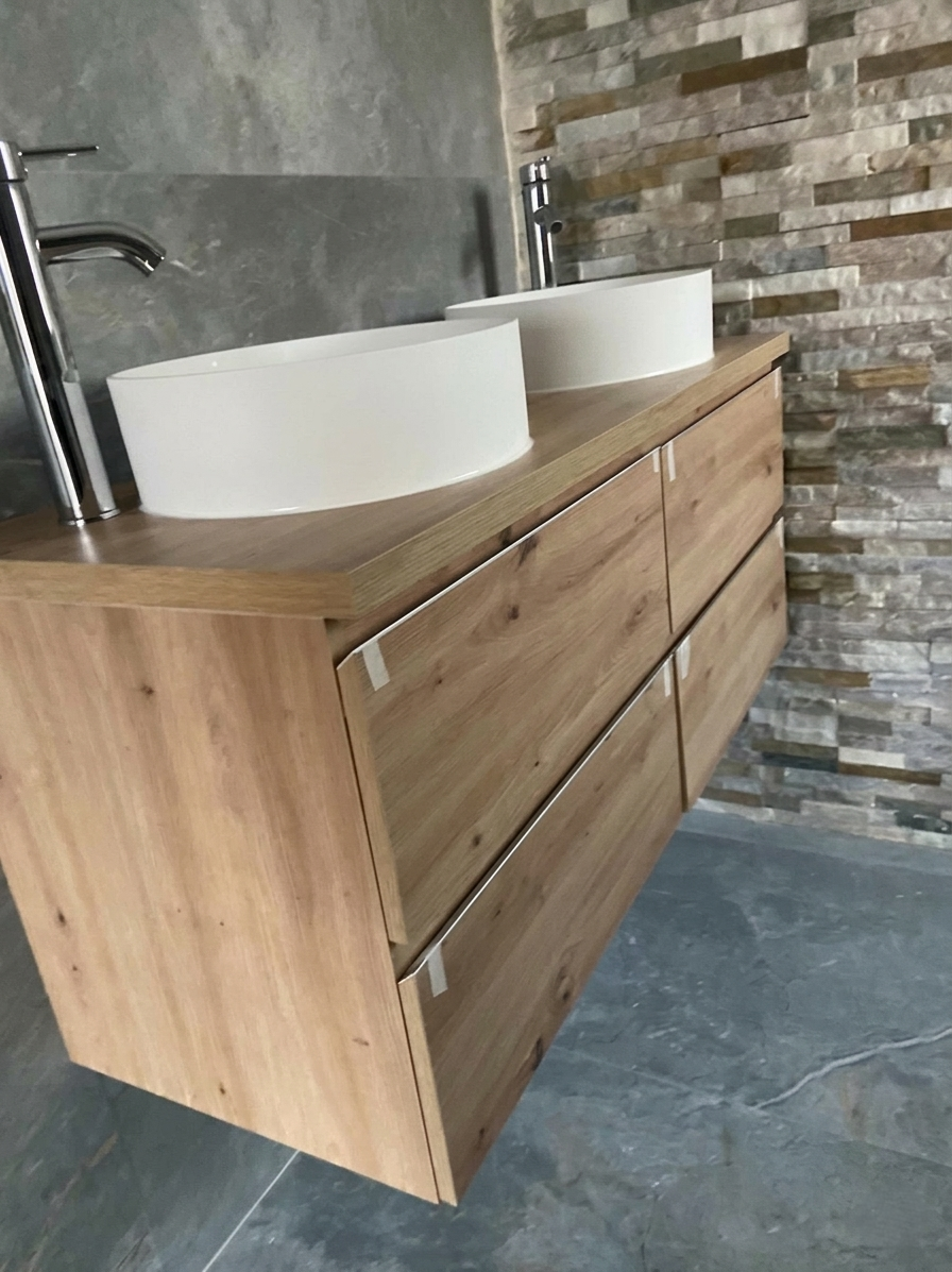 Lavabo instalado en reforma integral de baño en Segovia